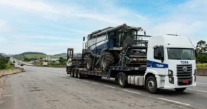 Transporte de Máquinas Agrícolas: Guia Prático